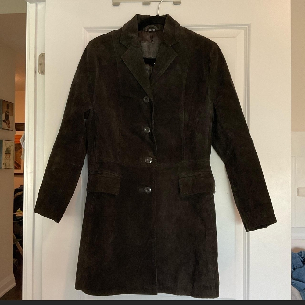 Elegant Dark Brown Suede Blazer